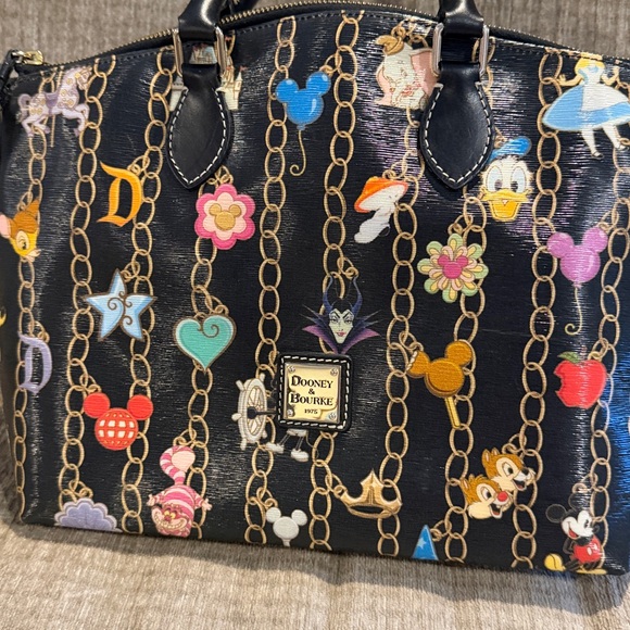 Dooney & Bourke Disney 11 x 13 character satchel with detachable strap black - Picture 2 of 12